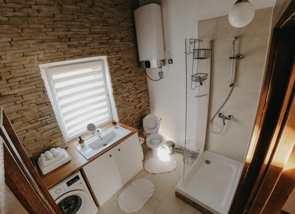 Honey Home Bistriţa Dış mekan fotoğraf